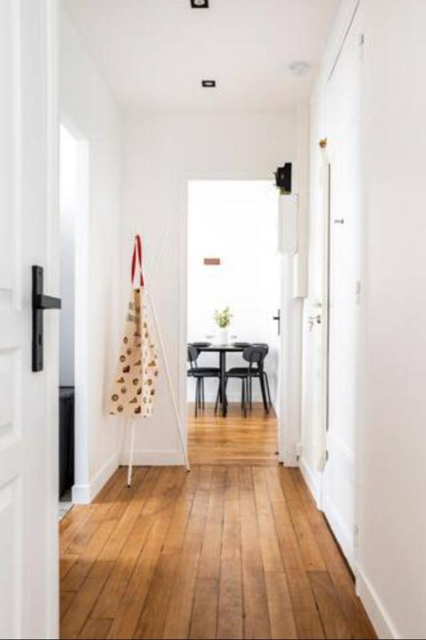 The Square, Paris-Asnieres, Private Apartment With Bedroom And Living Room Bagian luar foto